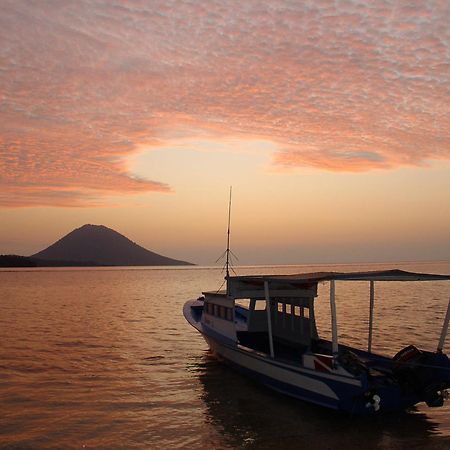 Siladen Resort & Spa Bunaken Exterior foto