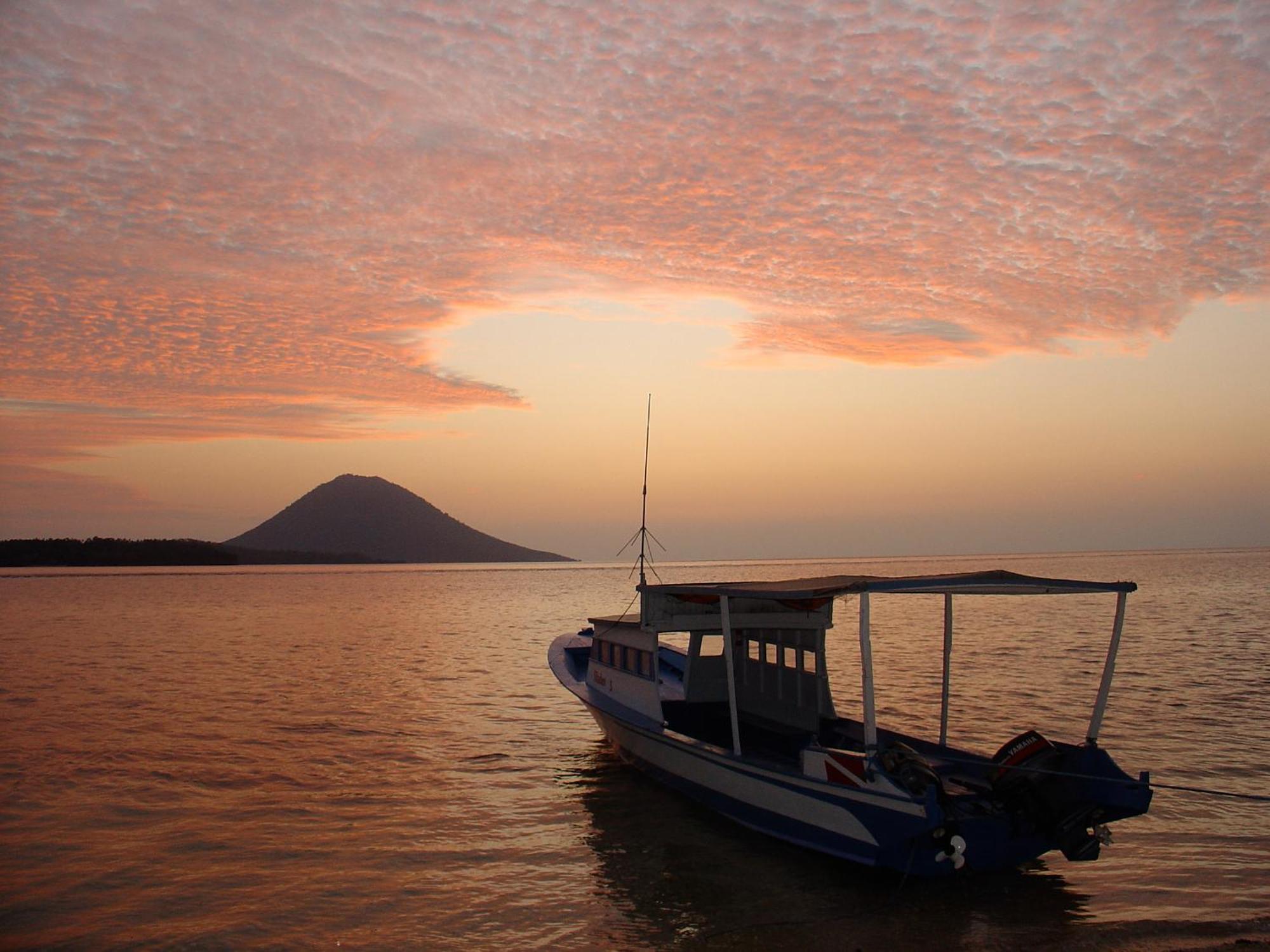 Siladen Resort & Spa Bunaken Exterior foto